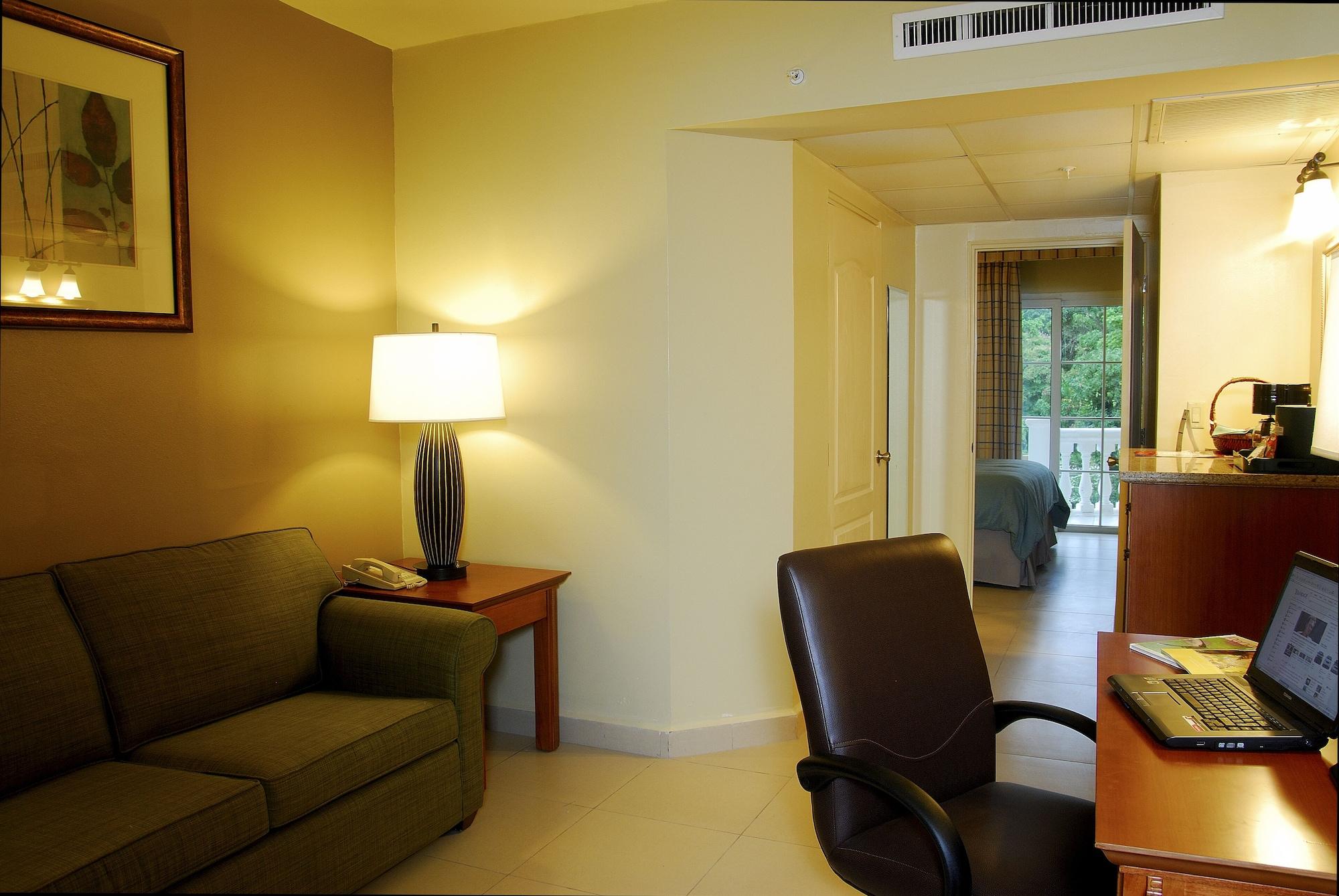 Hotel Radisson Canal Ciudad de Panamá