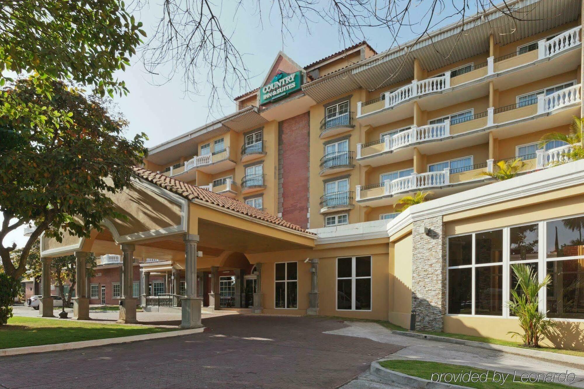Radisson Canal
