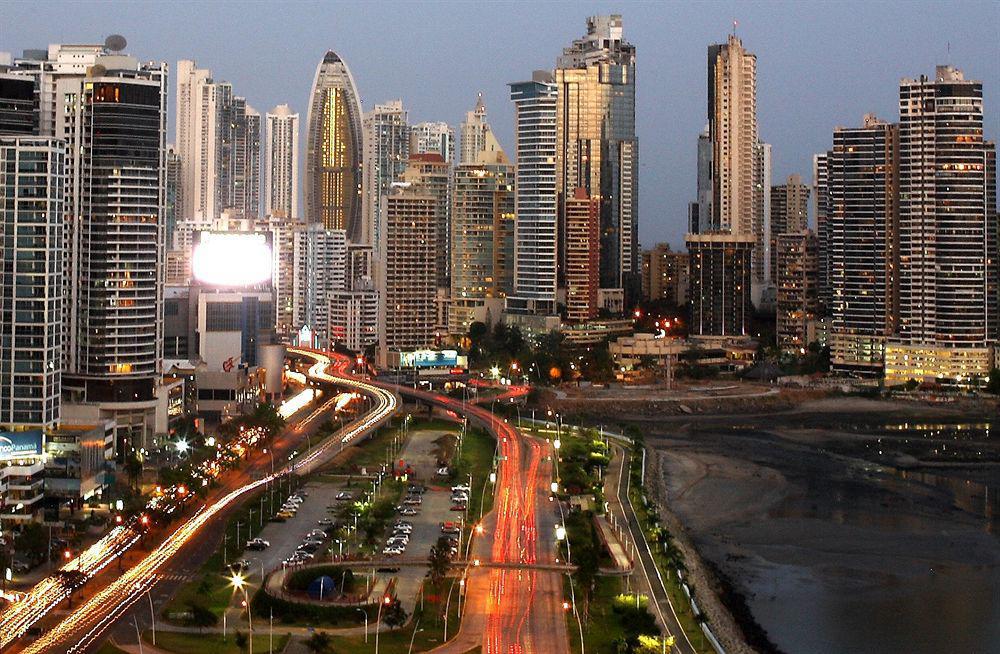 Hotel Radisson Canal Ciudad de Panamá