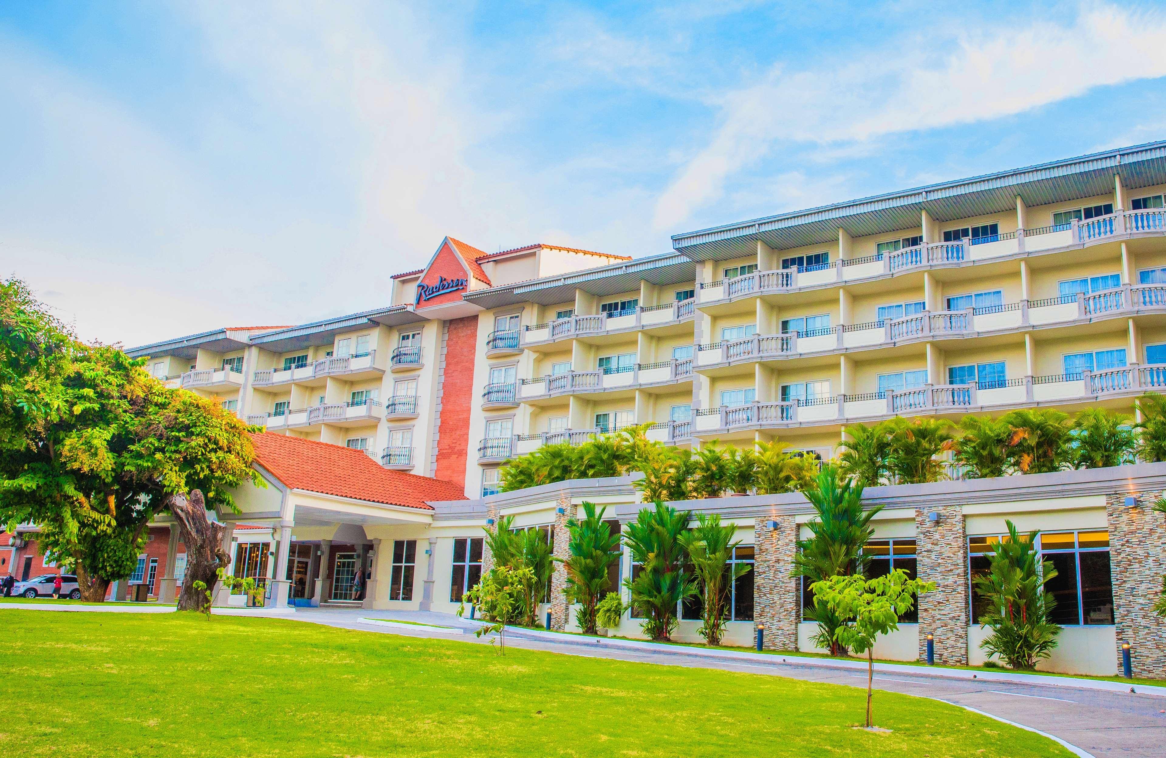 Radisson Canal Hotel 5*