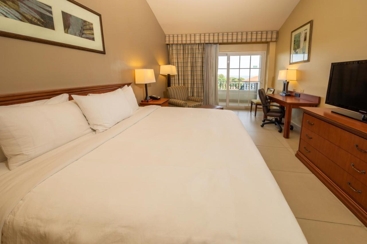 Radisson Canal Hotel 5*